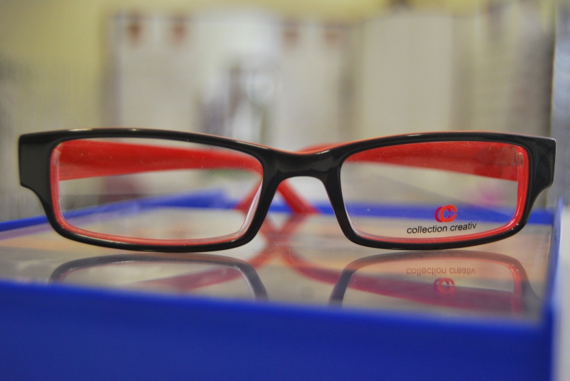 opticien-LE CANNET-min_view-sight-lens-frame-optics-spectacles-1141012-pxhere.com